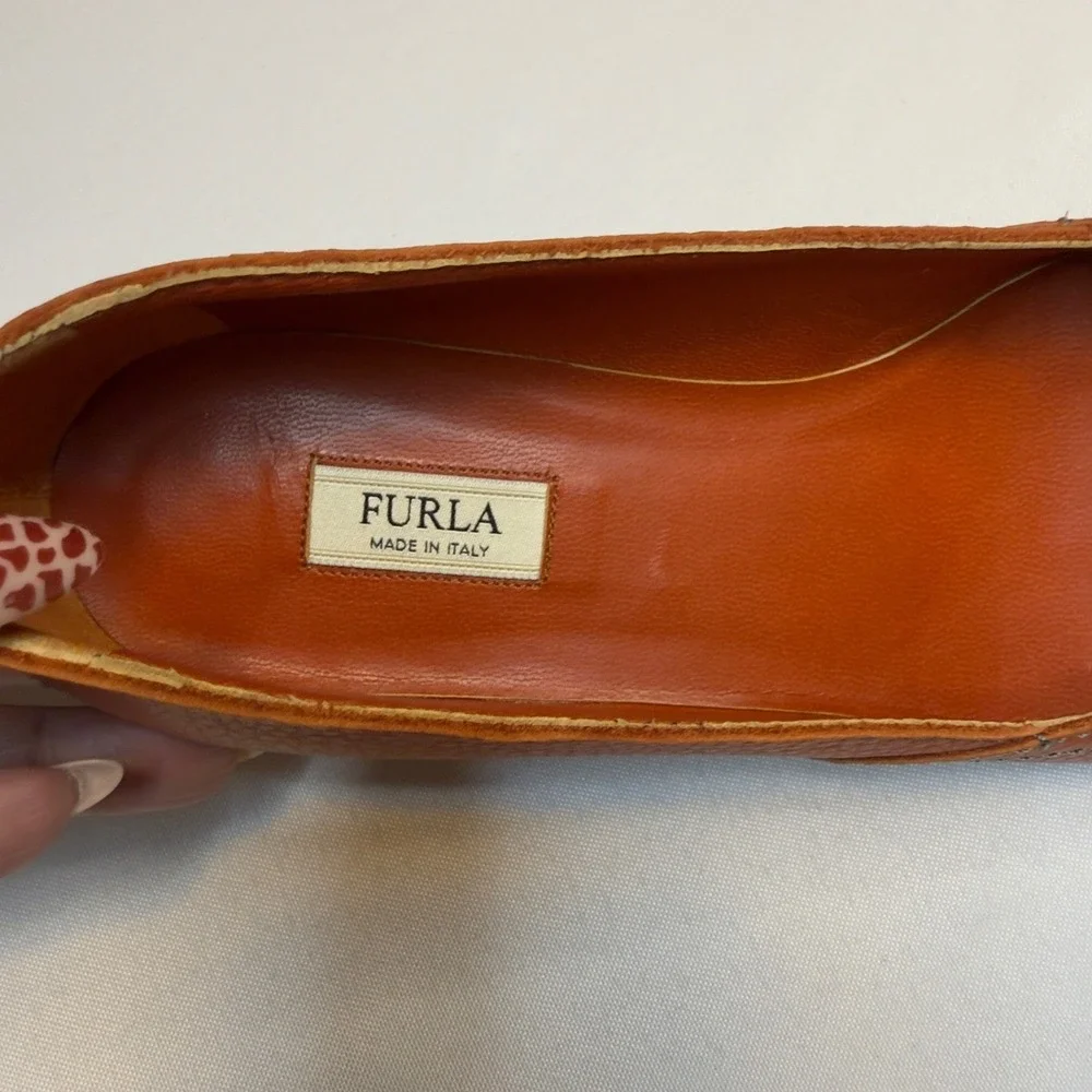 Furla Cognac Leather Knot Detail Low Heel Pumps